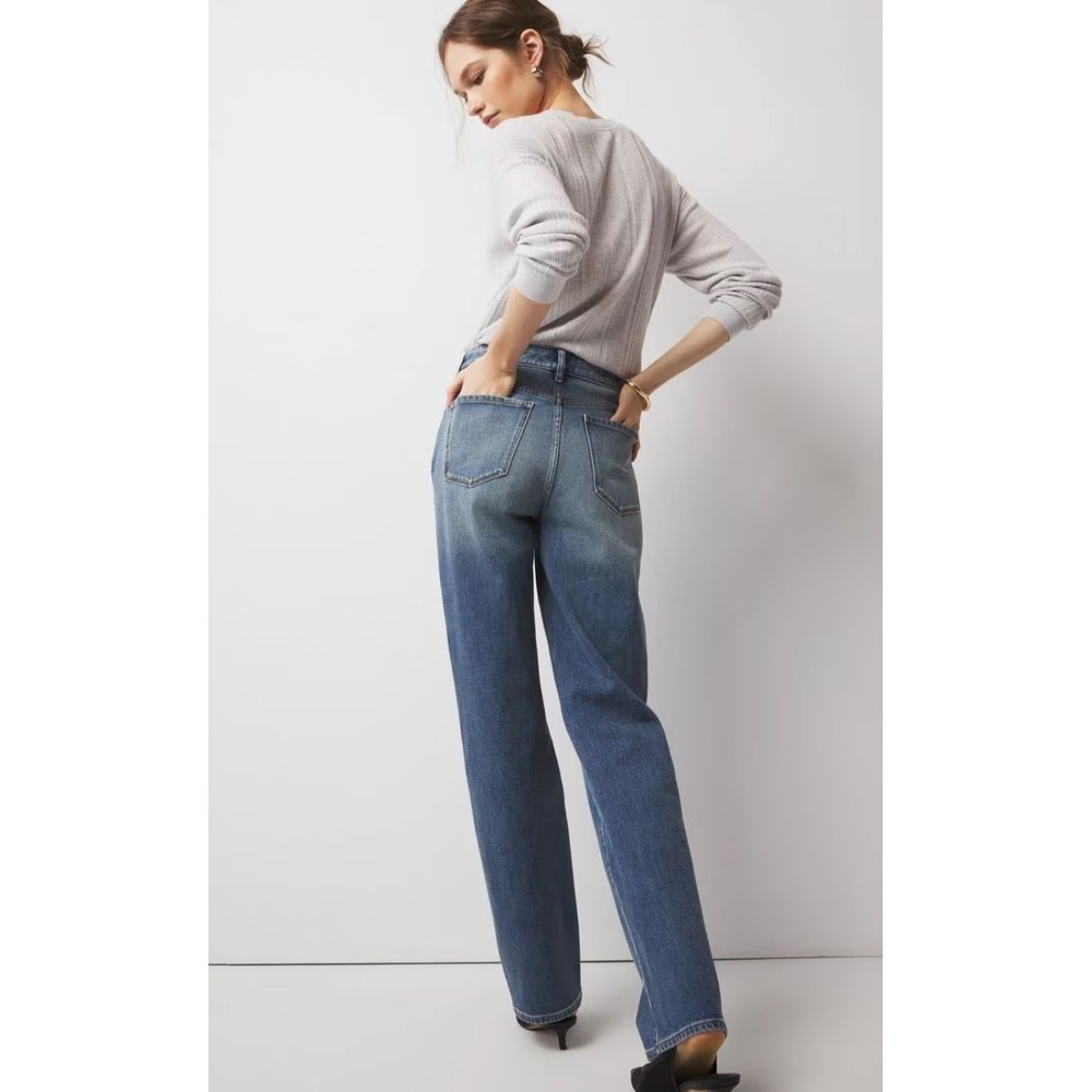 White House Black Market Relaxed Straight Jeans Elodie Vintage Blue 2S 570382317